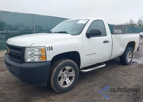 2010 Chevrolet Silverado 1500 Work Truck z USA, uszkodzony, nr VIN 1GCPCPEX8AZ170835